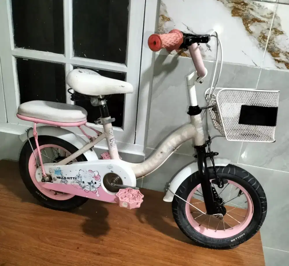 Sepeda anak ukuran 12 untuk usia 4 5 tahun