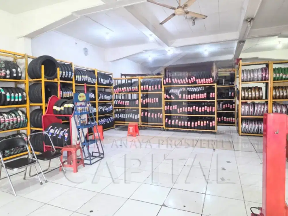 RUKO 2 LANTAI LUAS DAN STRATEGIS PINGGIR JALAN DI HOLIS BANDUNG