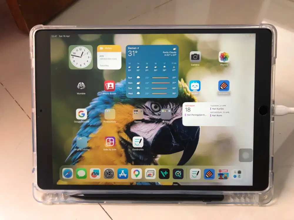 Ipad Pro 10.5 inch Bonus Case dan Pen Universal