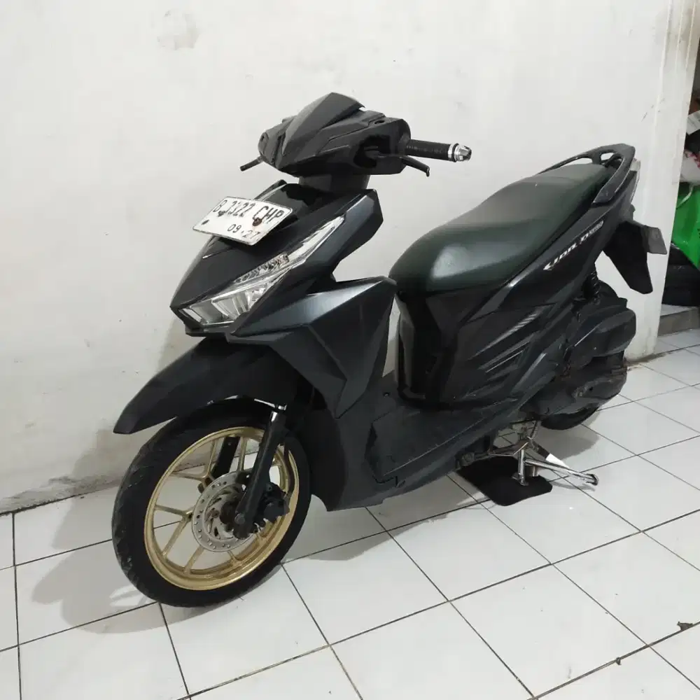 Honda Vario 150 LED OLD 2017 Lengkap Bagus