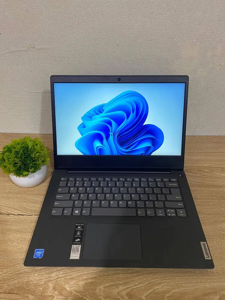 READY STOCK *SECOND* HARGA TERJANGKAU LENOVO IDEAPAD SLIM 3