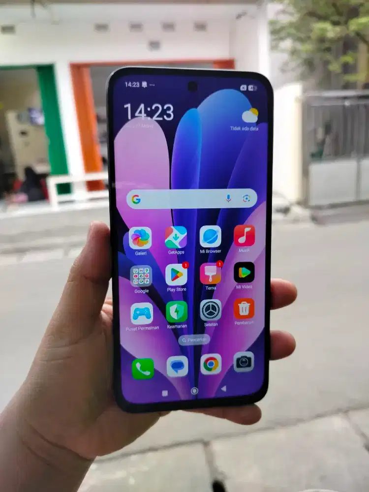 REDMI 15 RAM 8+4/128