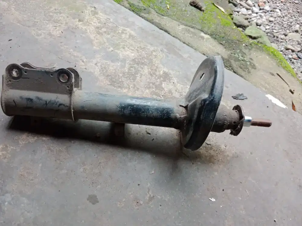 Shock Breaker Great Corolla Belakang Kanan