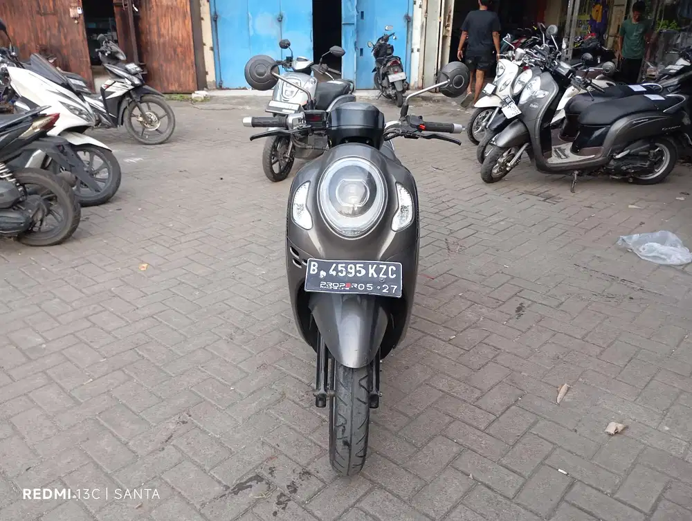 Honda Scoopy Tahun 2022 Surat Komplit