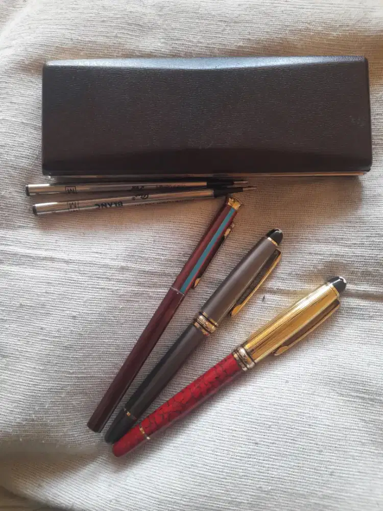 Pen Bulpoin Pierre cardin montblanc