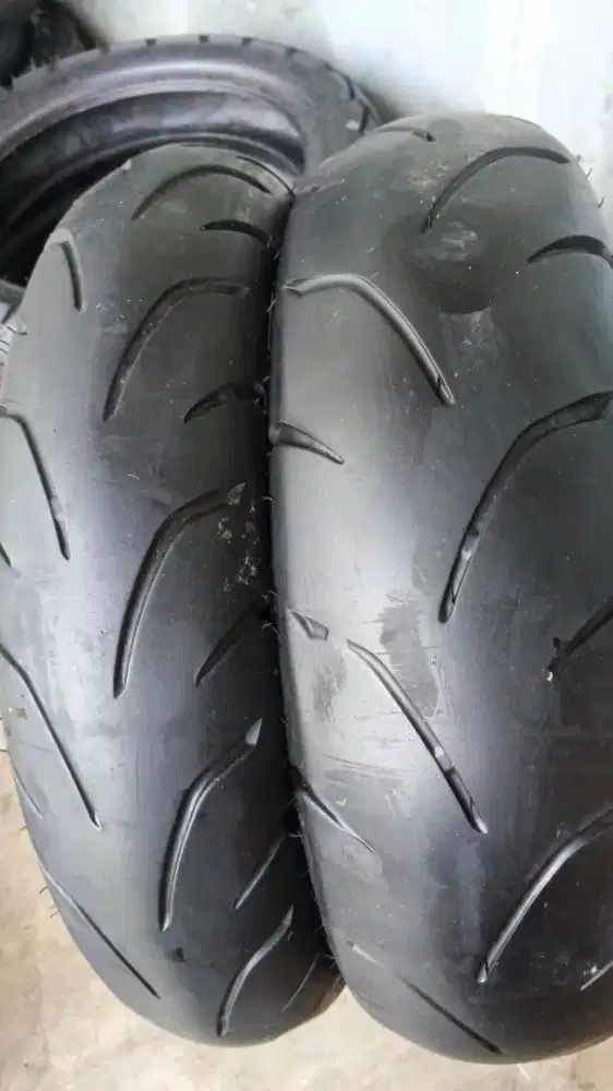 Ban copotan NMAX sepasang ukuran 120/70-130/70 ring 13
