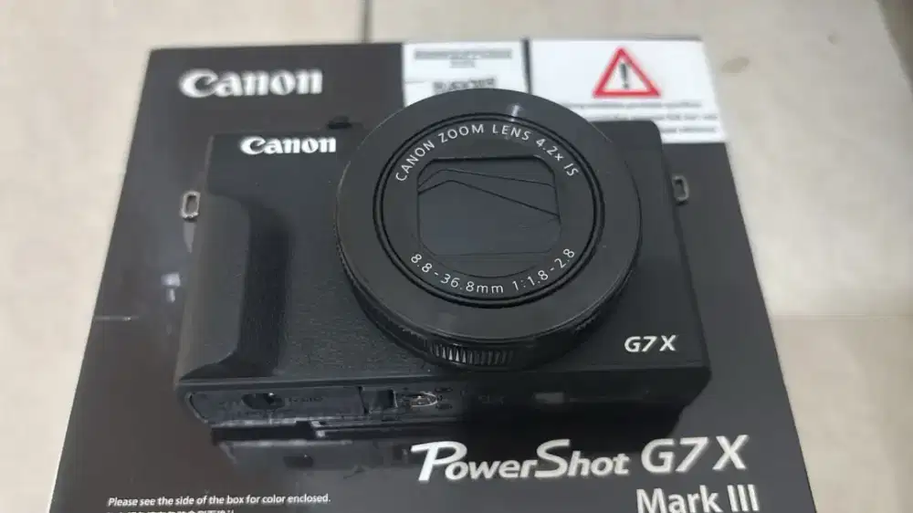 Canon g7x Mark III like new