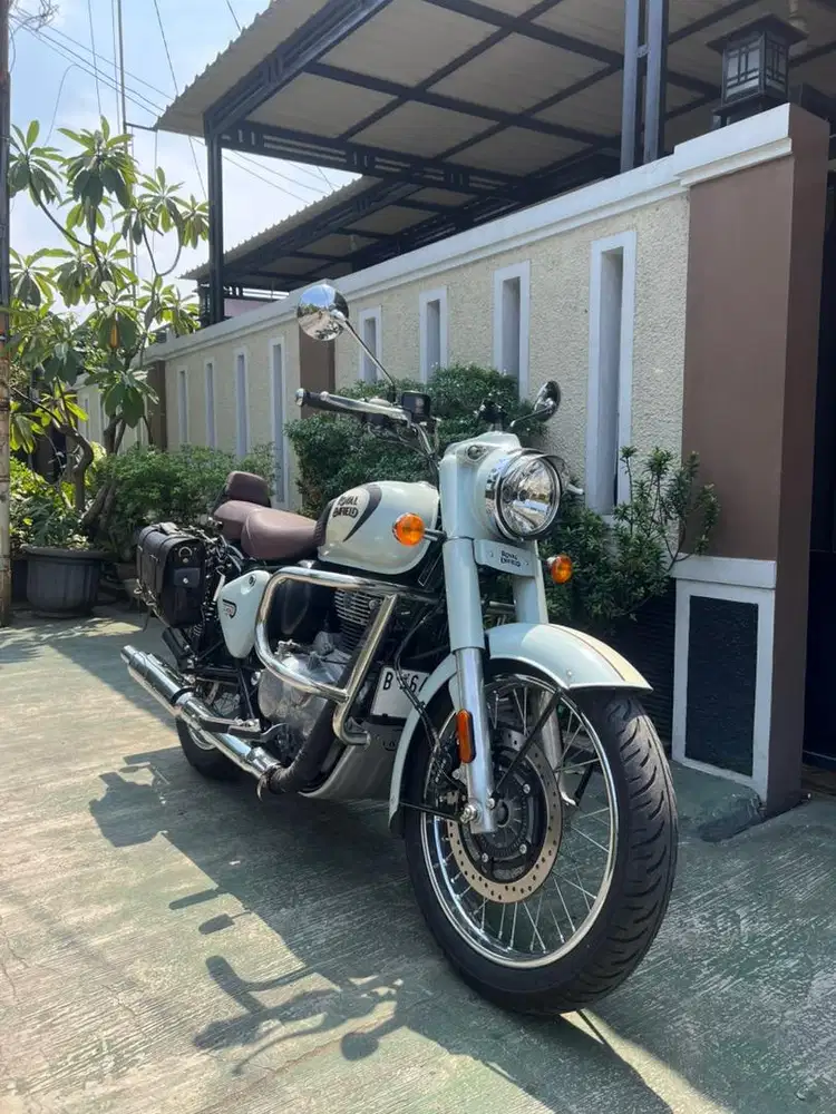 Royal Enfield Classic 350cc Low Km