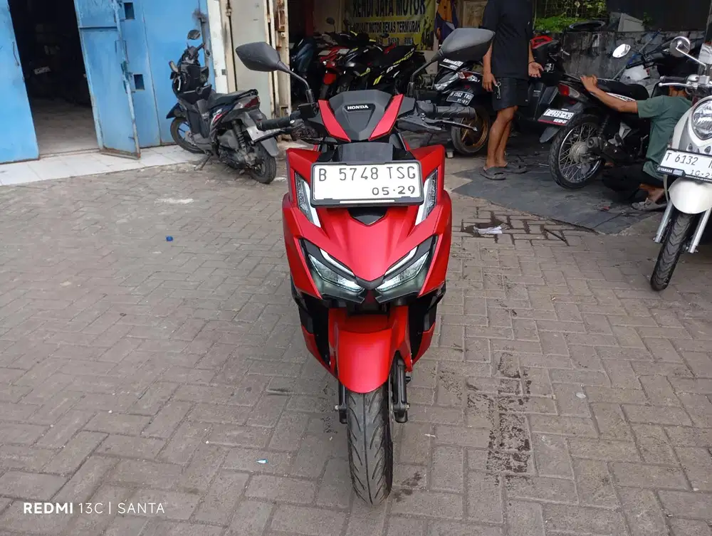 Honda Vario 160 Tahun 2023 Surat Komplit