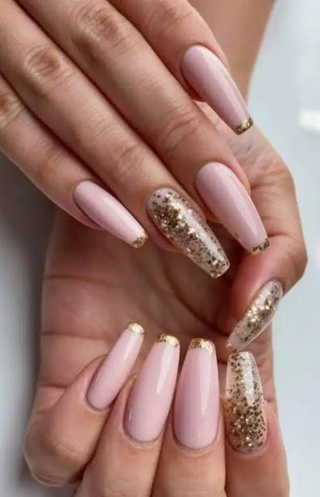 DIBUTUHKAN KARYAWAN SALON, KUKU & PIJAT