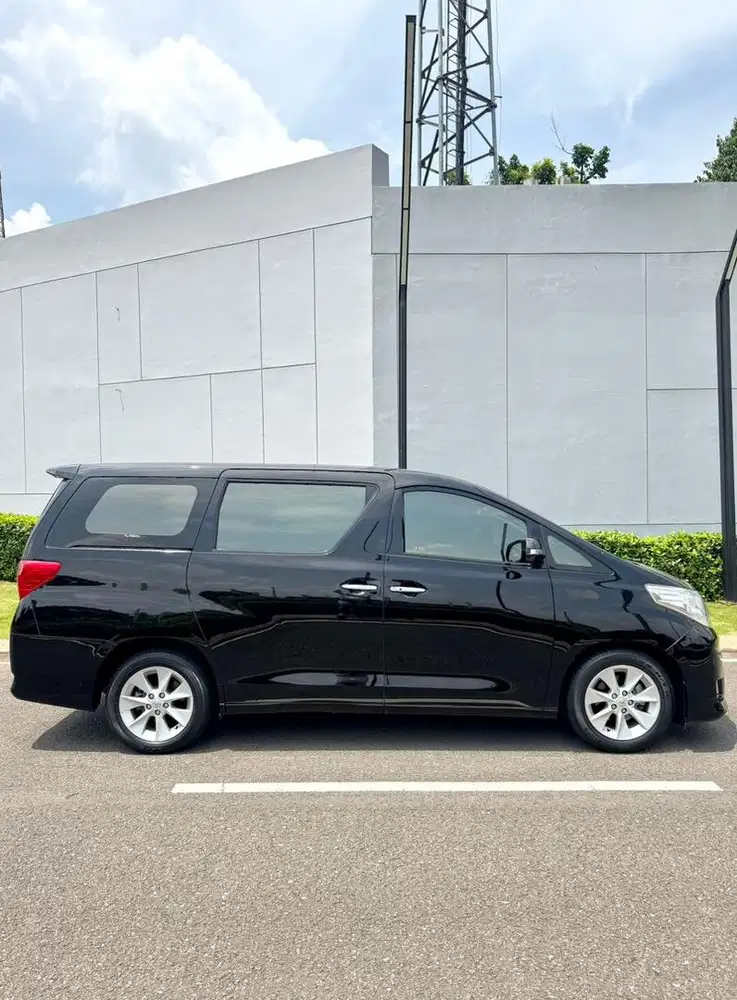 GOOD CONDITION! Toyota Alphard G A/T 2014