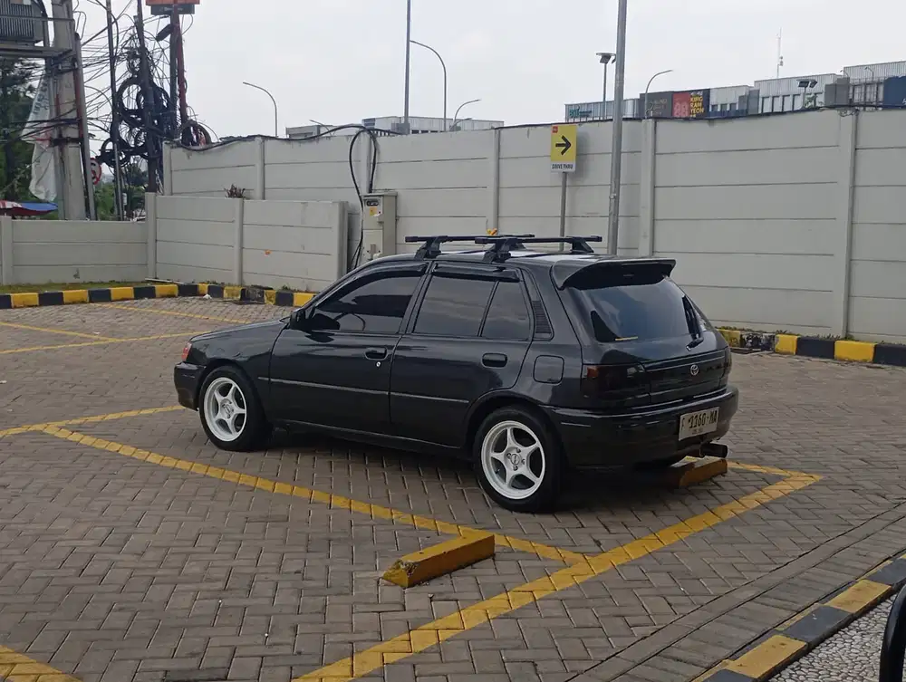 Toyota Starlet 1993 Bensin