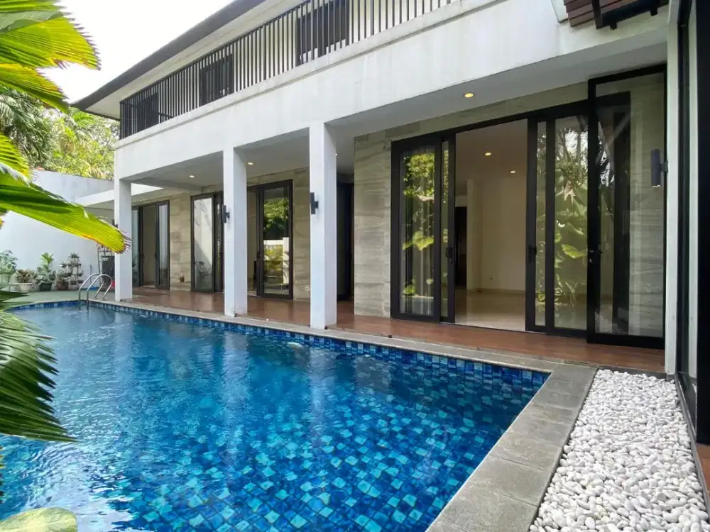 Dijual Rumah Cantik Siap Huni di Compound Hijau Kemang yang Tenang, 10 Menit ke Tol Gate Tb Simatupang