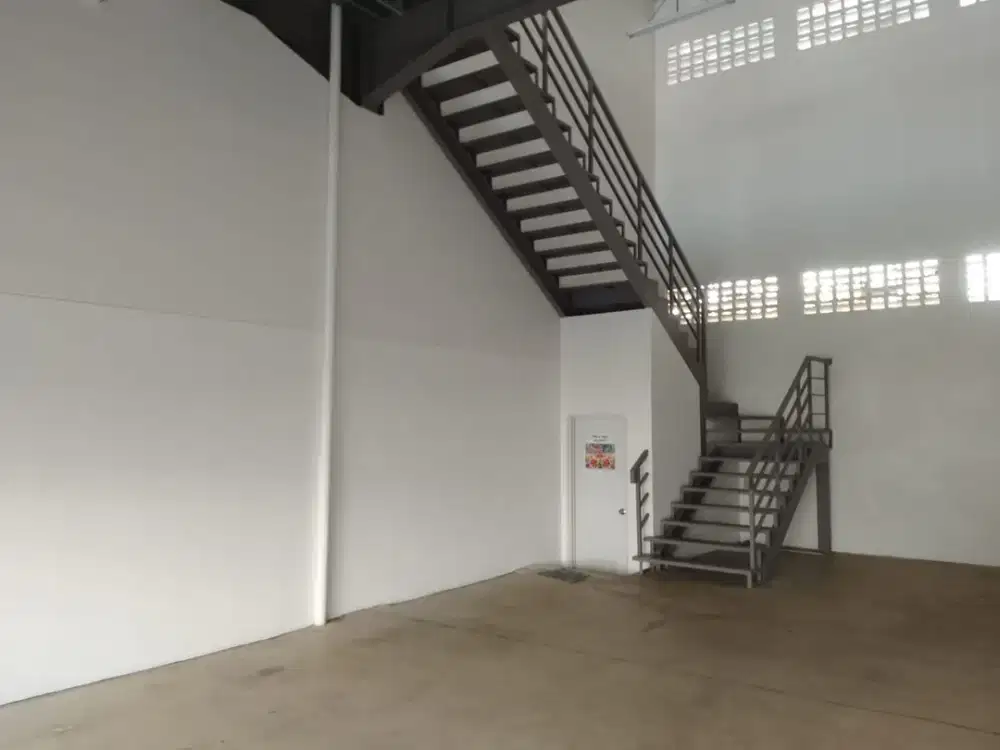 Disewakan Gudang Taman Tekno, BSD