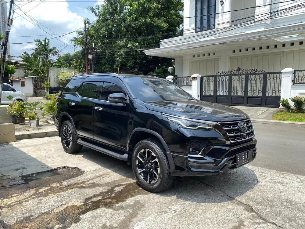 Fortuner GR 2022 toyota 2023 TRD 2021 VRZ Diesel AT