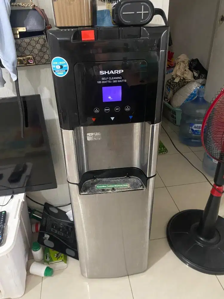 Dispenser sharp second