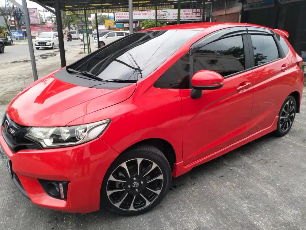 all new jazz RS  Cvt Gk 5 met8c