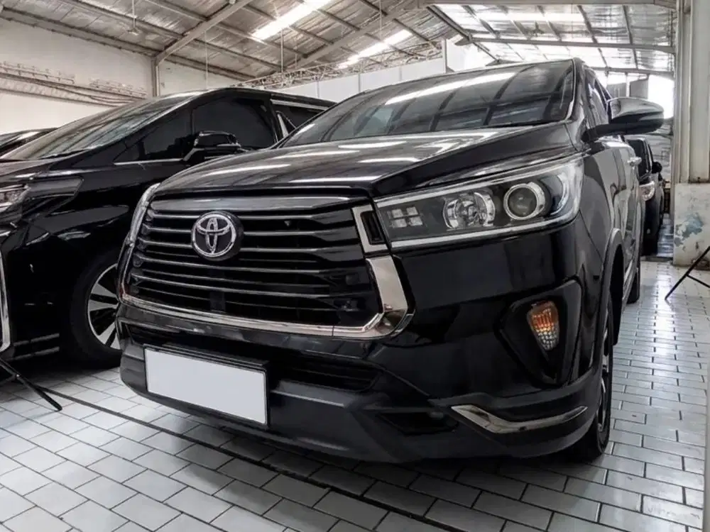 Toyota Kijang Innova Venturer 2.4 AT 2021