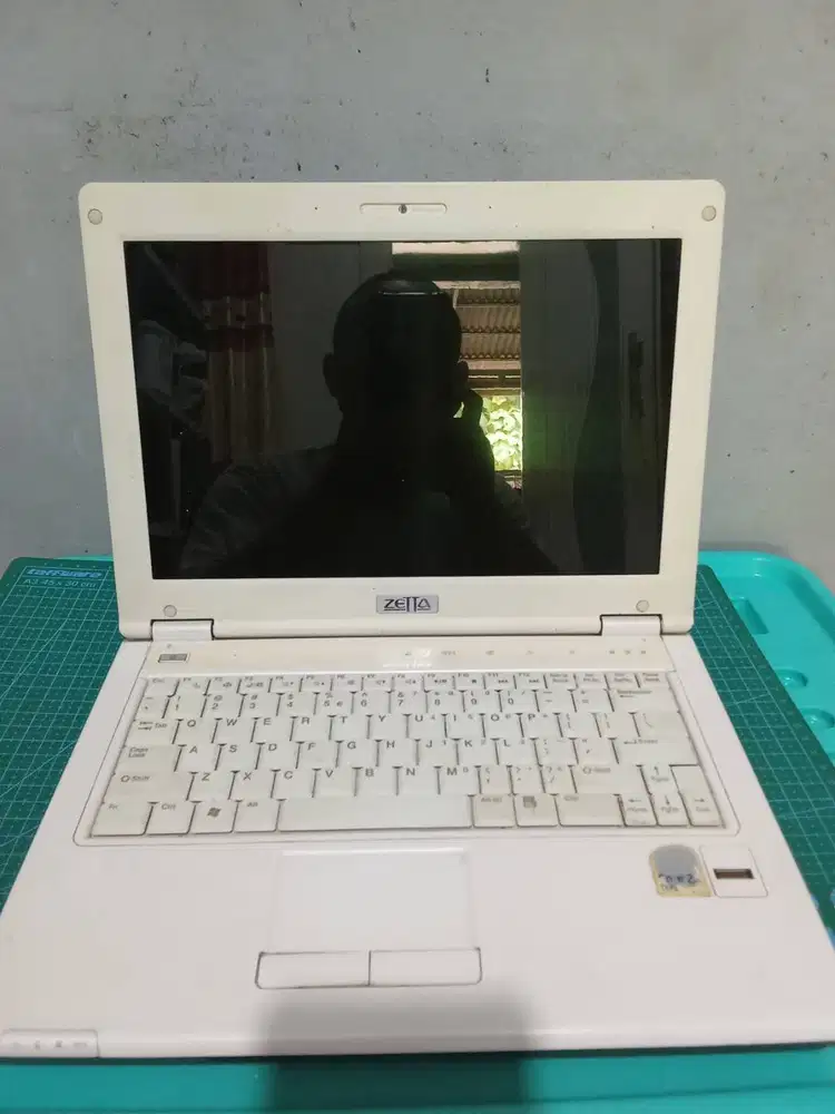 Laptop Axioo Zetta JFT00
