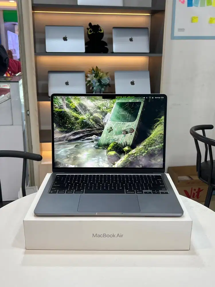 MacBook Air M2 16/256GB - iBox