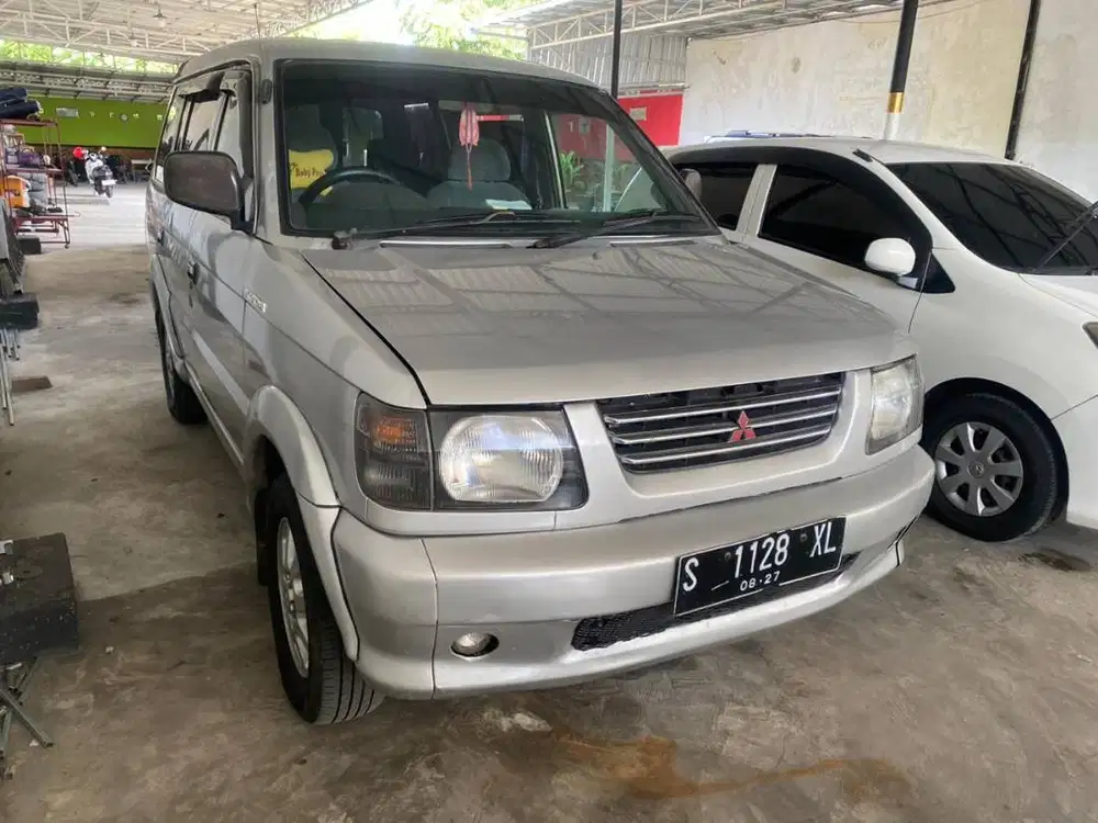 Mitsubishi Kuda GLS 2.5 plat S 2000 sis mobil bekas sekoto kediri