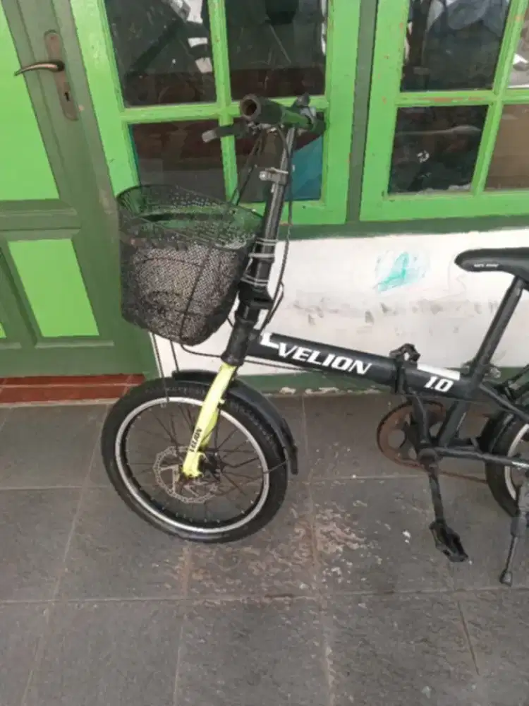 Sepeda lipat mulus no minus 6 speed uk 16/17