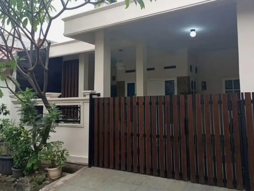 HUNIAN NYAMAN & AMAN! Dijual Rumah Strategis di H. Mencong, Ciledug Tangerang