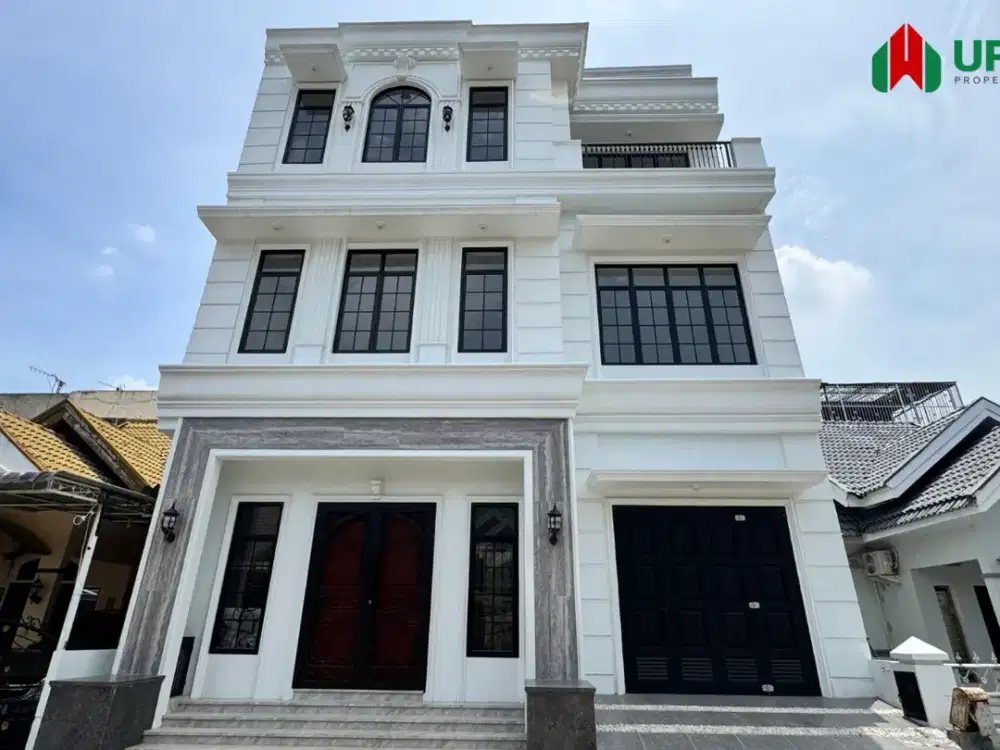 DIJUAL RUMAH DI KOMPLEK CEMARA HIJAU MEDAN