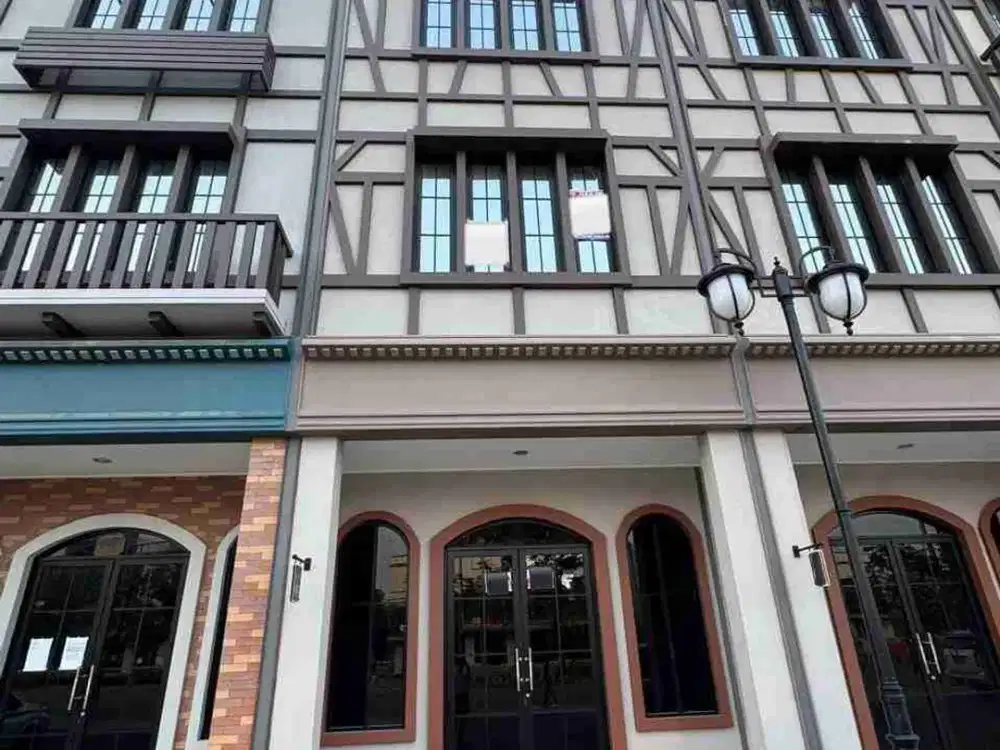 Disewakan Rukan Osaka (2 Muka)