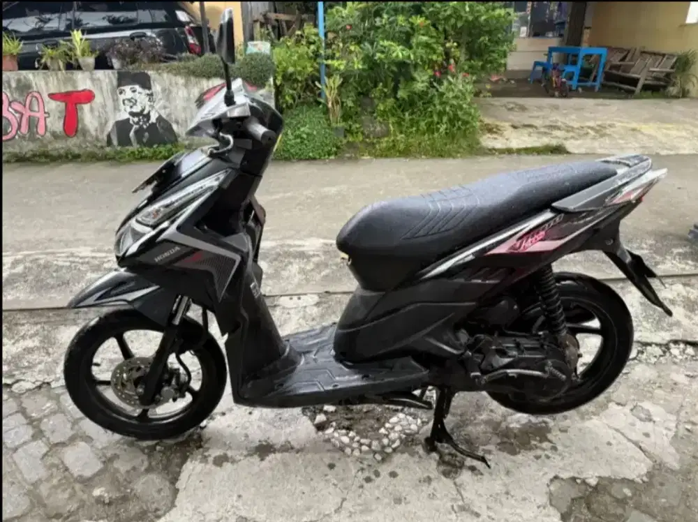 Vario techno tahun 2011 plat AB sleman
