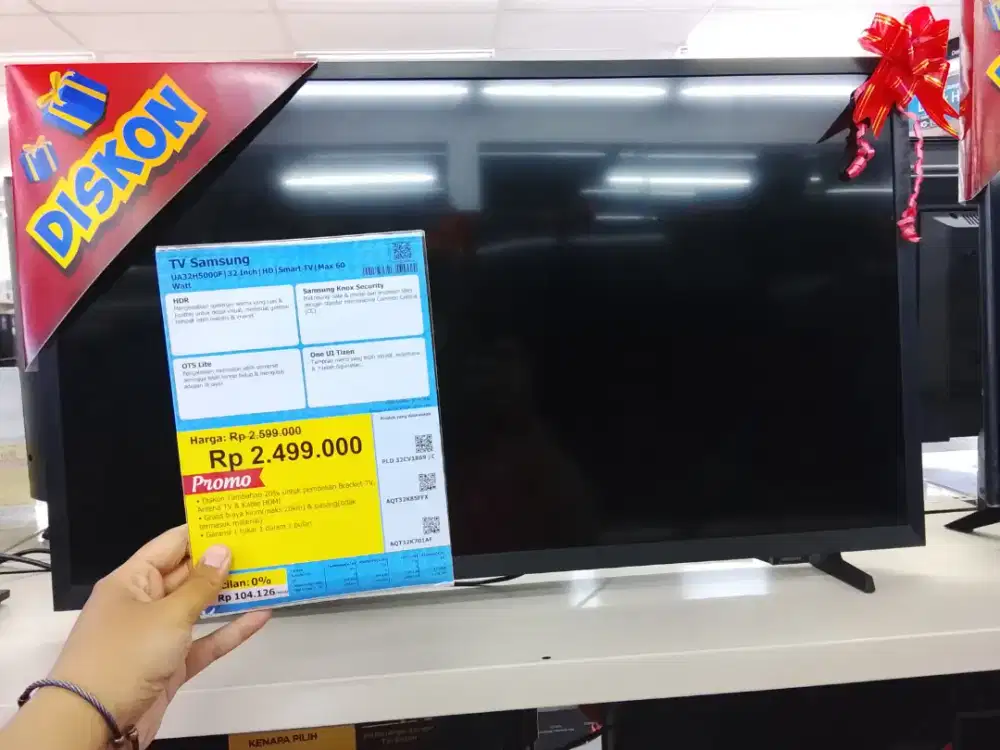 TV 32 INCH TOSHIBAH SHARP