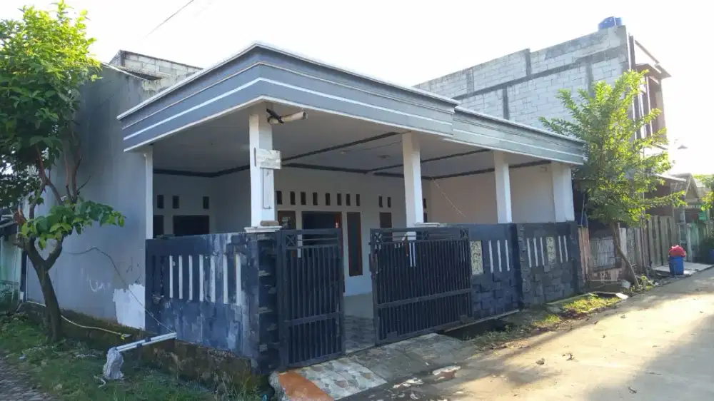 Di Kontrakan Rumah Tinggal