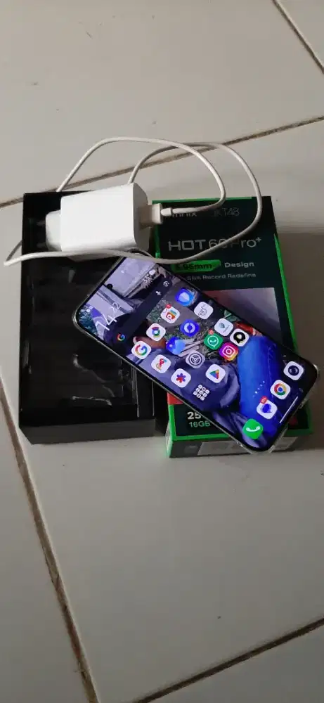 Infinix Hot 60pro+ 8+8 (256)