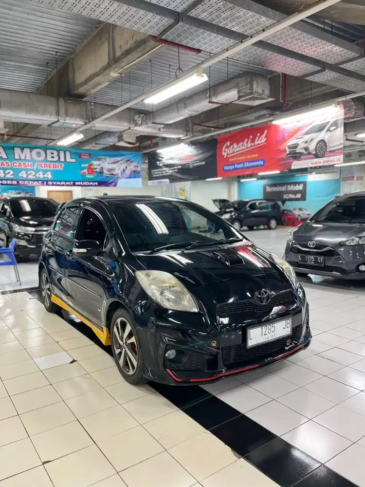 Toyota Yaris S limited TRD Sportivo AT Matic 2013