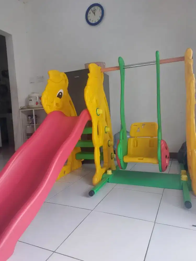 Dijual set prosotan anak plastik