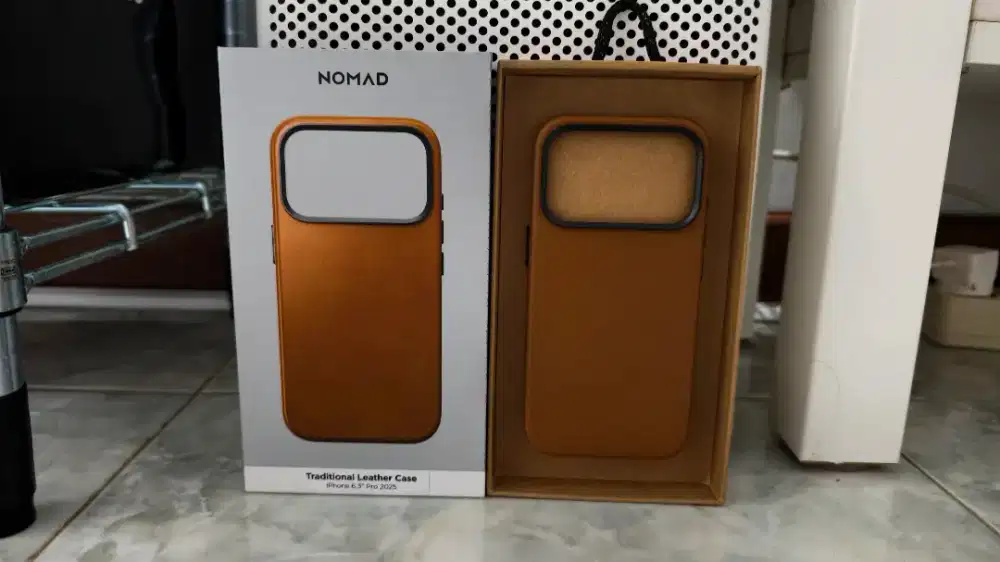 Nomad Apple iPhone 17 Pro Traditional Leather Case - Tan