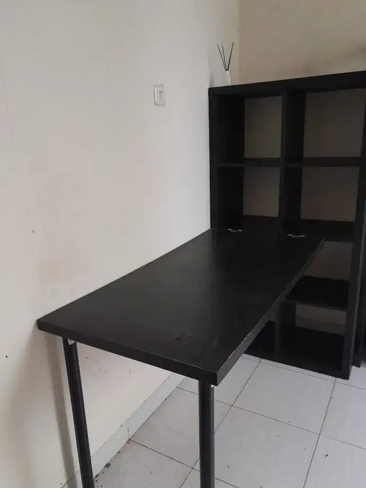 Meja & rak serbaguna