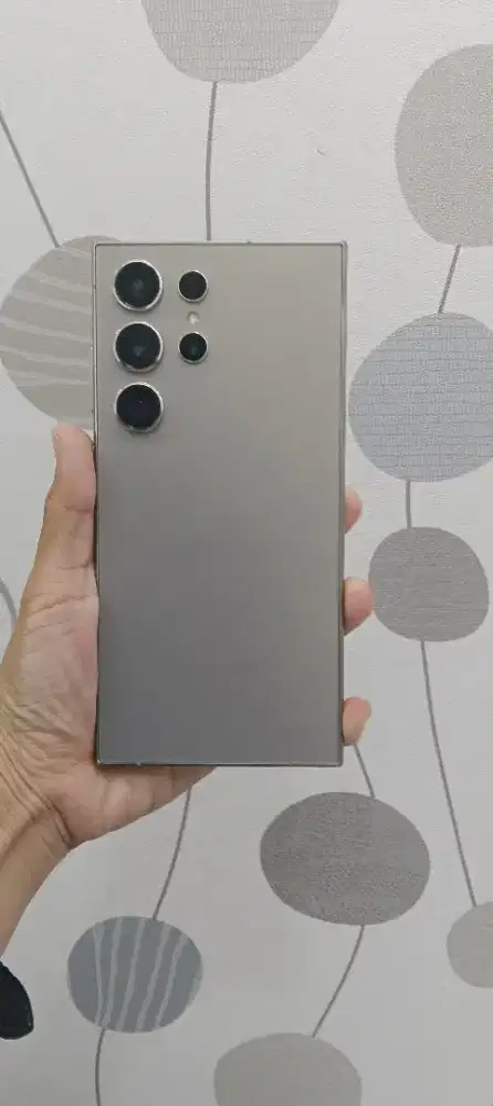 Samsung galaxy S24 ultra 12/512