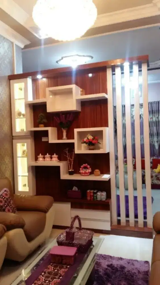 Lemari sekat/penyekat ruangan