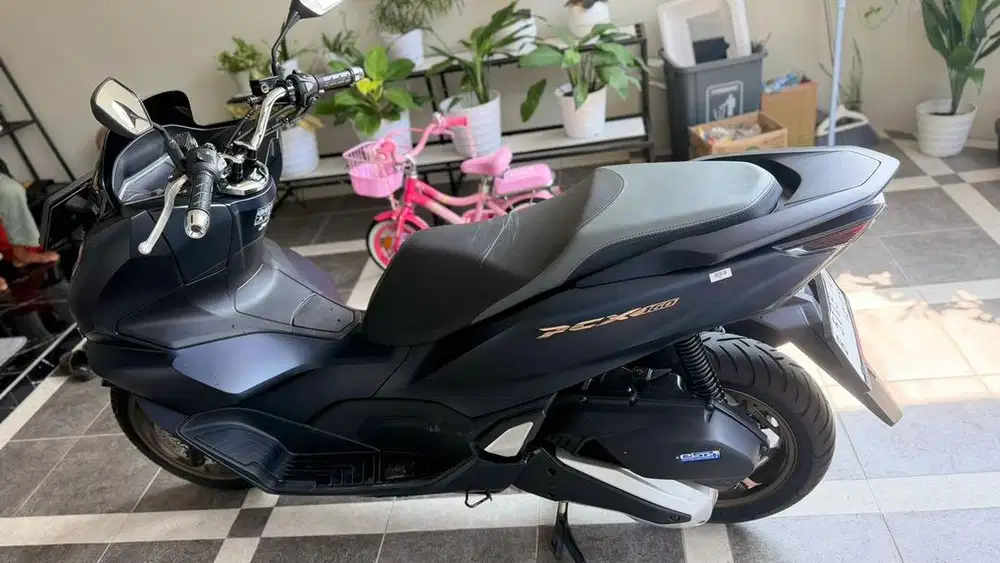 PCX 2024 WARNA BIRU KM RENDAH
