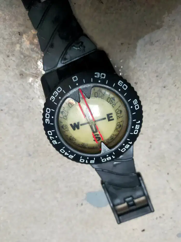 Kompas diving problue