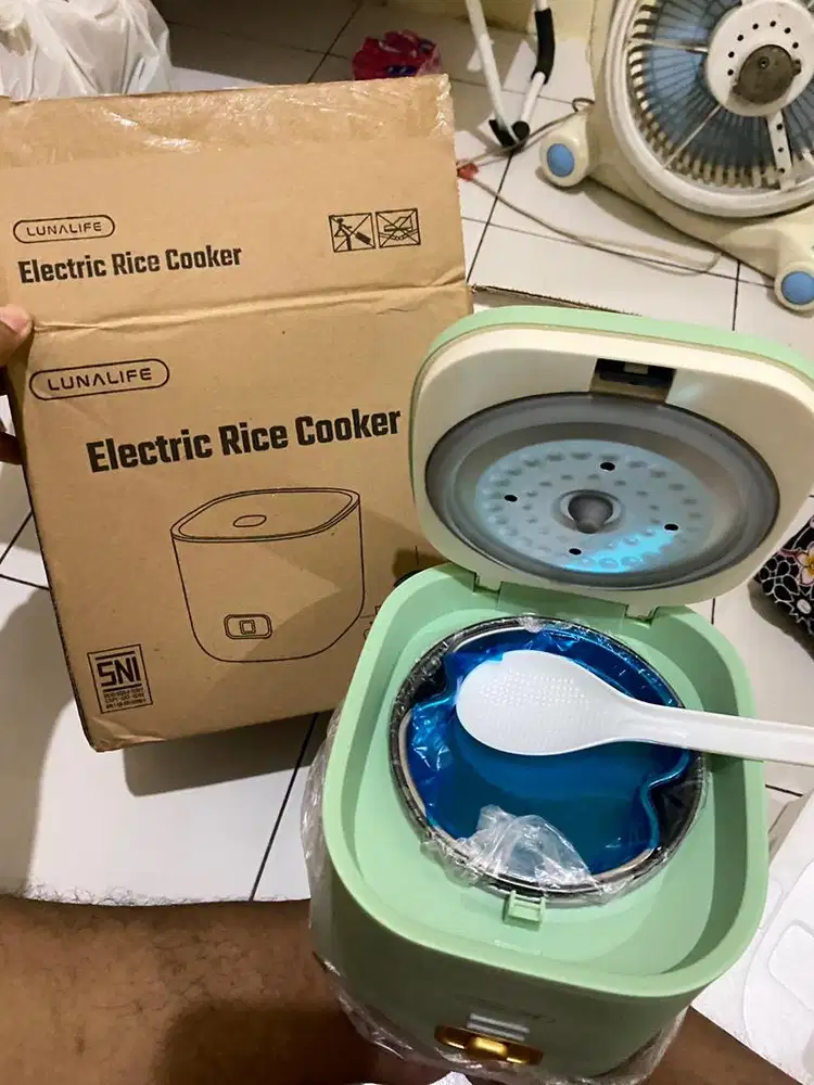 Mini Rice Cooker 0.8L 200watt