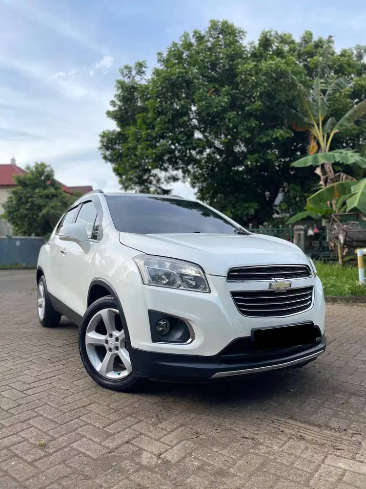 CASH Rp 120.000.000 NEGO! Chevrolet Trax LTZ 1.4 Turbo Matic 2016