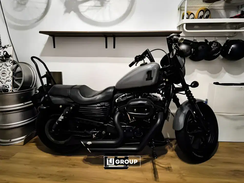 FOR SALE!! Harley Davidson Sportster 883 Low XL883L 2011