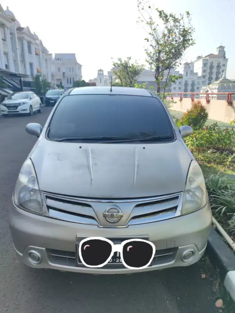 Nissan Livina XR 1500CC Bensin