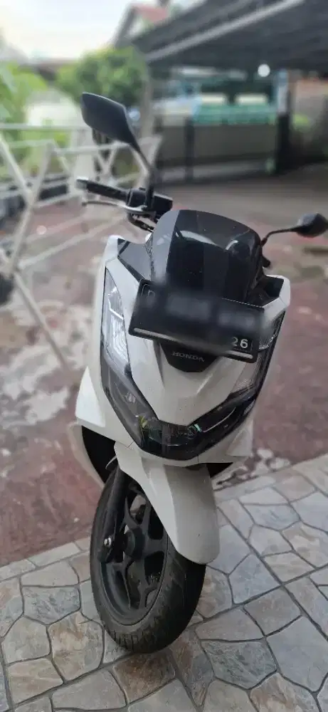 Honda PCX 2021 CBS putih