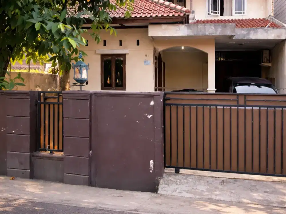 DIJUAL – Rumah Luas 6 Kamar di Area Cipayung, Jakarta Timur