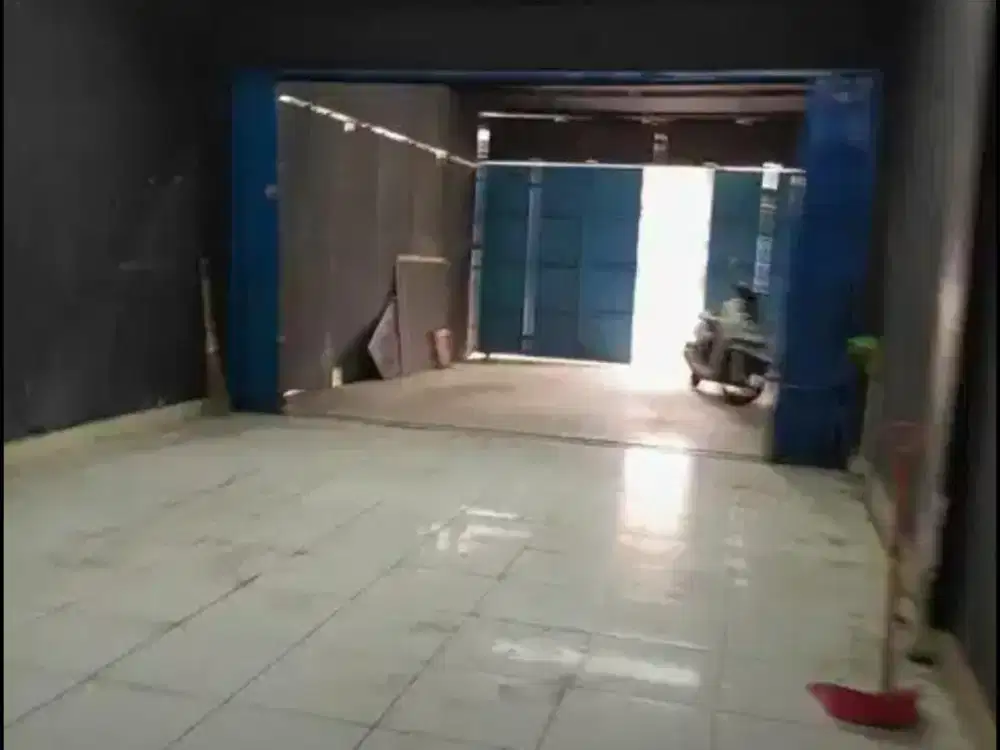 Ruko Siap Pakai Strategis Di Aria Putra Ciputat