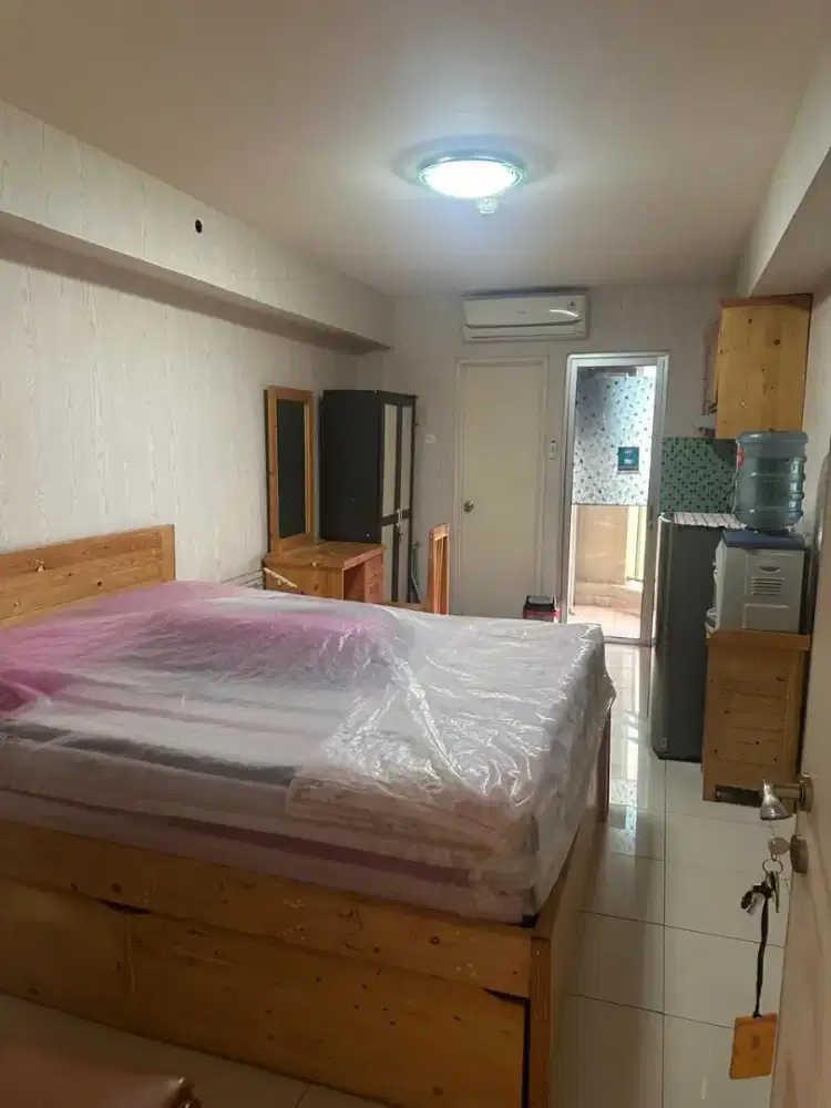 Disewakan apartemen kalibata city Tower palem studio furnish