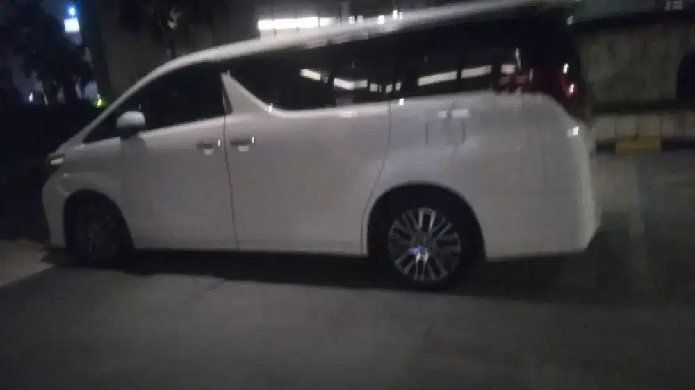 Saya mencari lowongan pekerjaan supir atau driver.